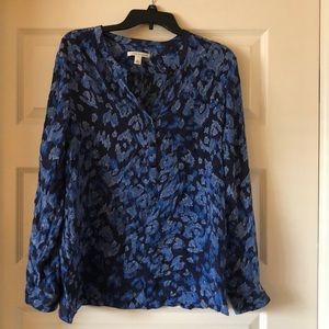 100% silk Banana republic long sleeve blouse